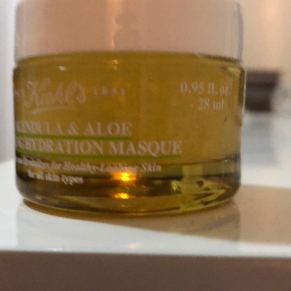 Kiehl’s Calendula & Aloe Soothing Hydration Mask - Picture 2 of 4